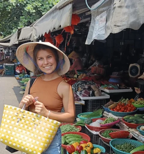 Michelle Local Buddy — Travel Buddies Individualreise